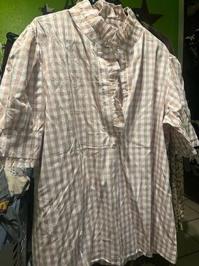 Gingham Ruffle Collar Tunic - Beige & White